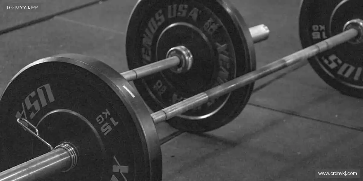 从球鞋到纪念衫，每一件都是热爱的勋章！👟